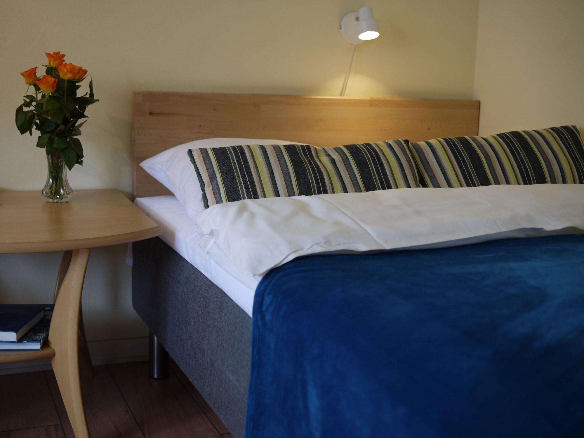 Strandly Hotel