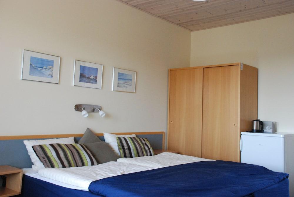 Strandly Hotel